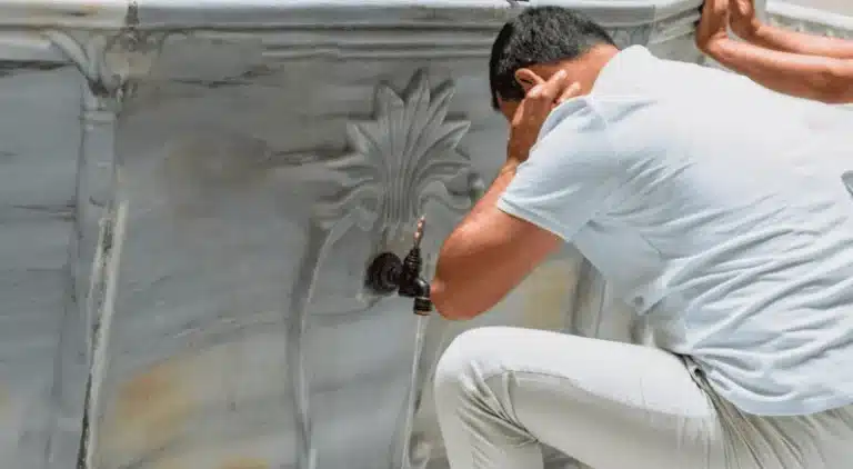 How to Perform Ablution?