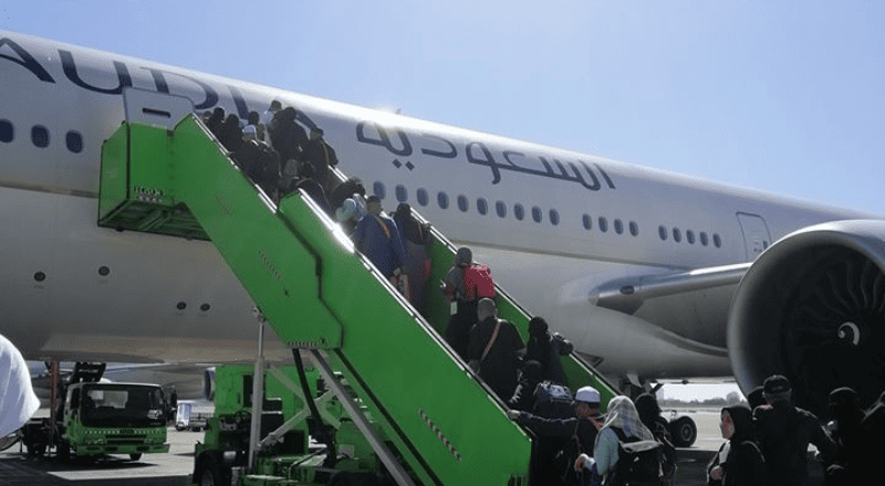 Tips to Book the Best Airline for Umrah in 2025