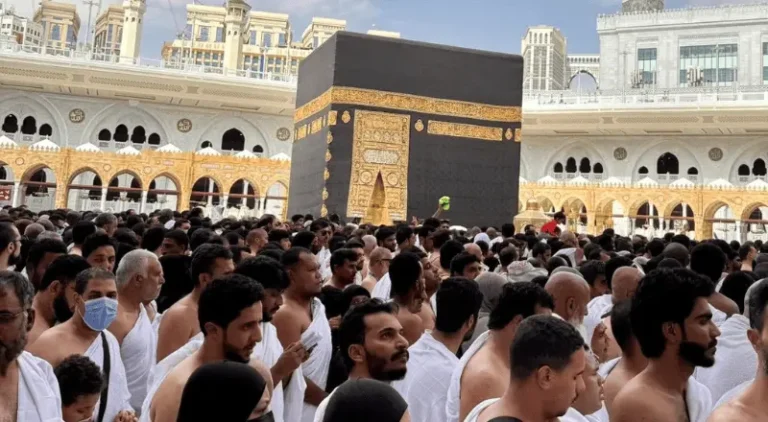 Essential Rules of Umrah