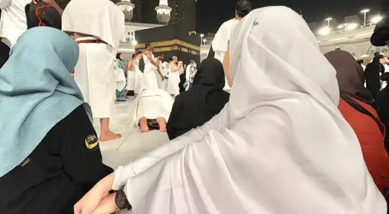 Umrah rules for Women